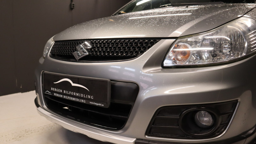 suzuki-sx4-bensin-2012-big-7