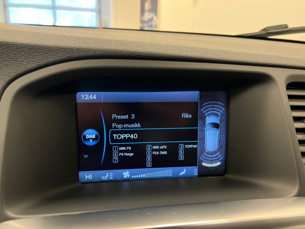 volvo-v60-diesel-2012-big-14