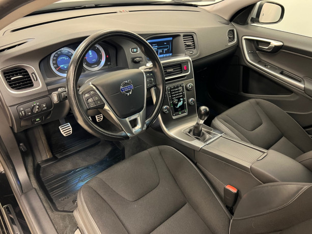 volvo-v60-diesel-2012-big-6