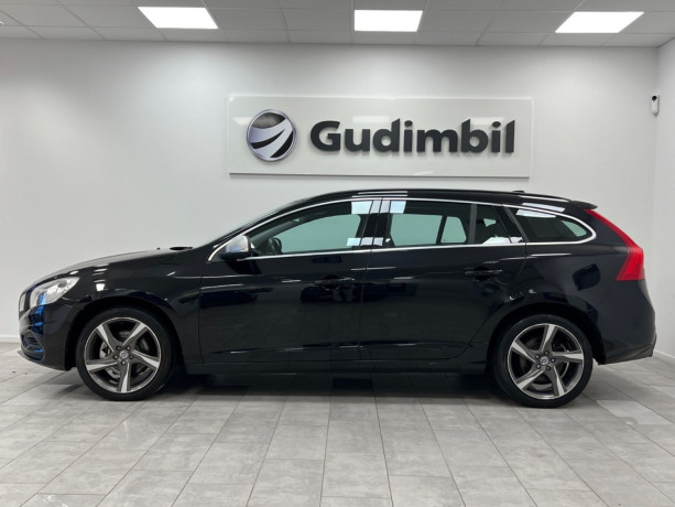 volvo-v60-diesel-2012-big-1