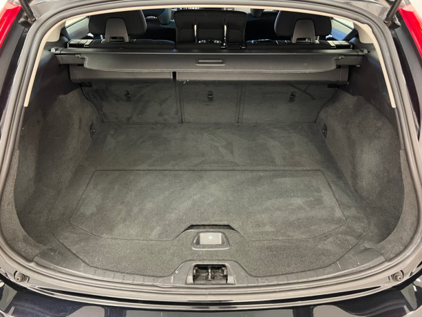 volvo-v60-diesel-2012-big-22