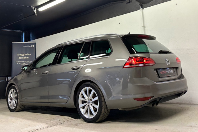 volkswagen-golf-bensin-2014-big-4