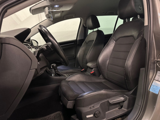 volkswagen-golf-bensin-2014-big-14