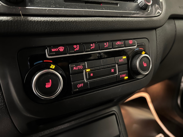 volkswagen-tiguan-diesel-2013-big-28