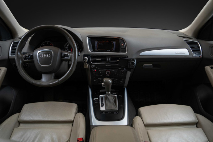 audi-q5-diesel-2010-big-28
