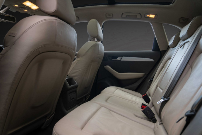 audi-q5-diesel-2010-big-26